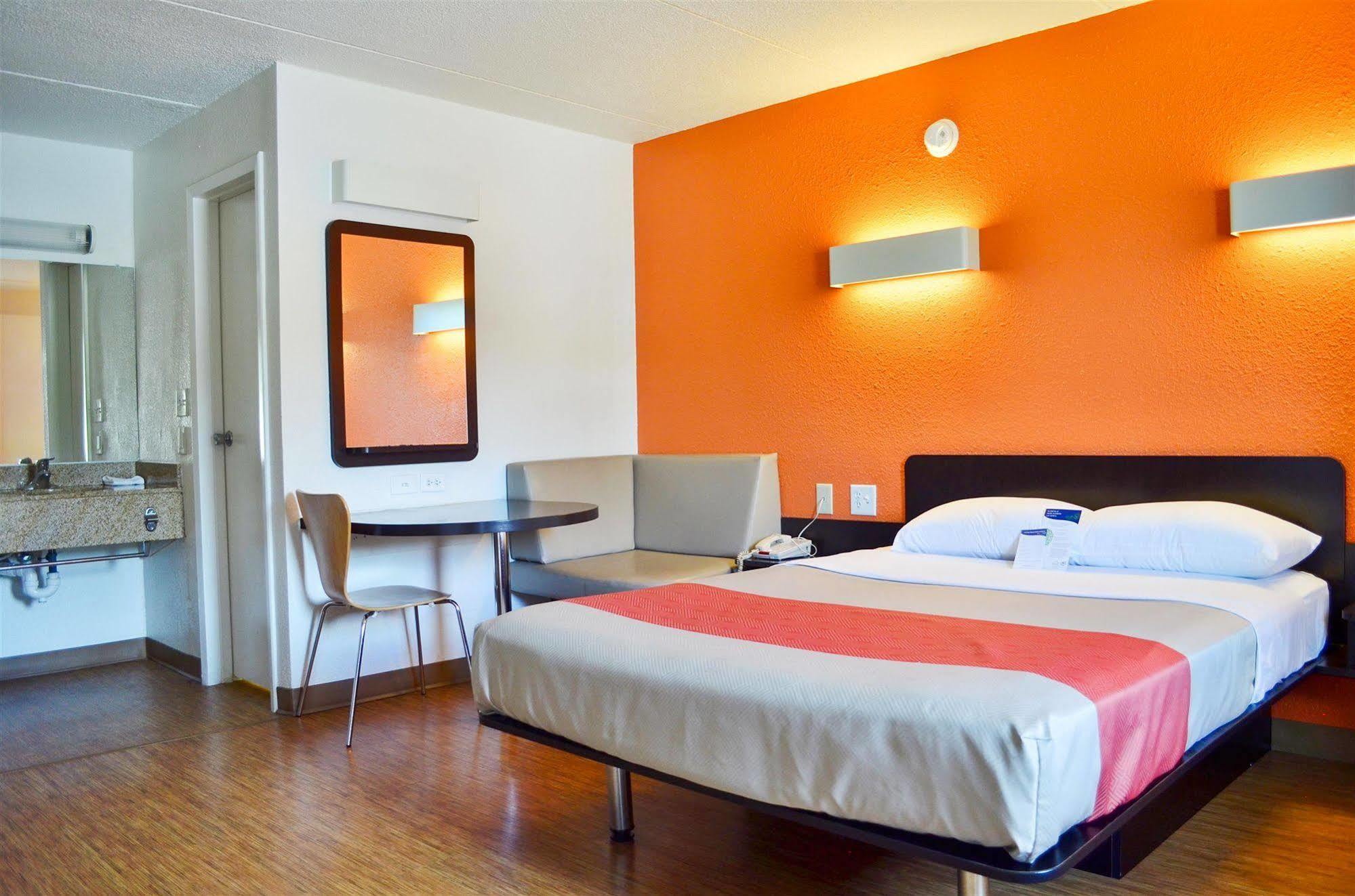 Motel 6 Boston South - برينتري المظهر الخارجي الصورة