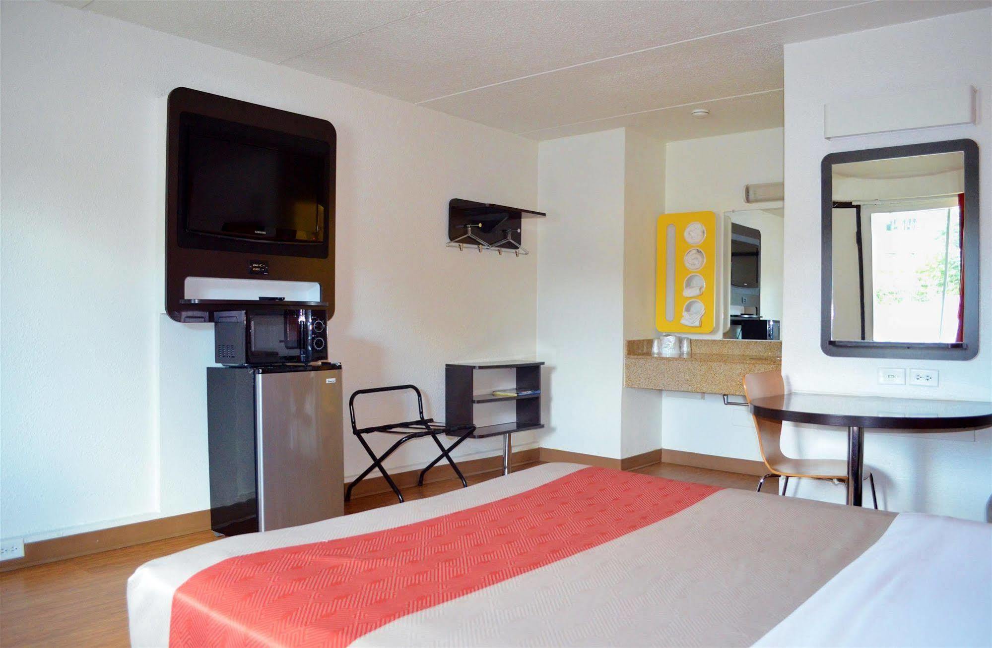 Motel 6 Boston South - برينتري المظهر الخارجي الصورة