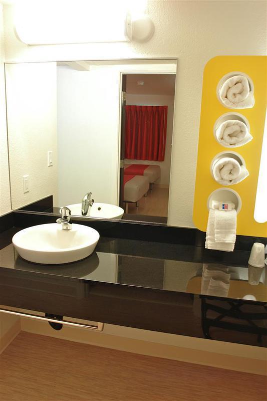 Motel 6 Boston South - برينتري الغرفة الصورة
