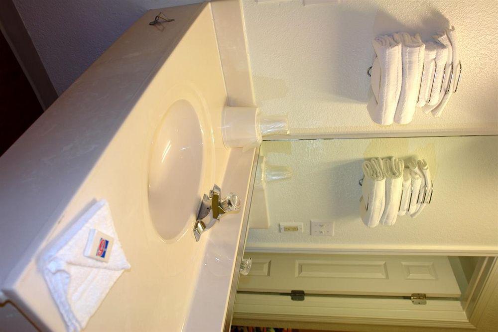 Motel 6 Boston South - برينتري المظهر الخارجي الصورة